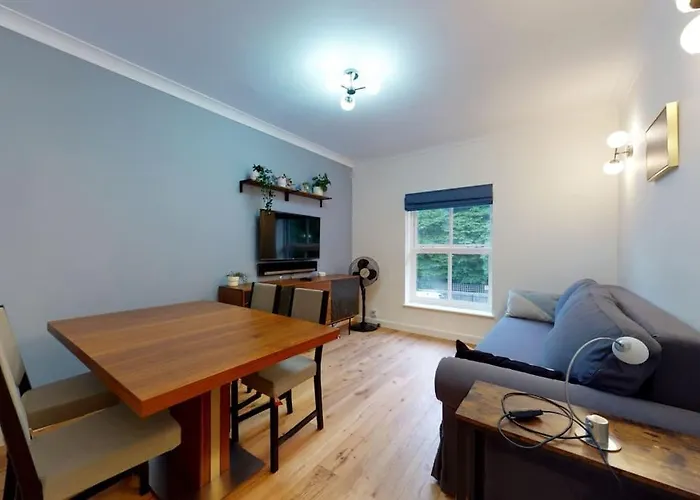 Lovely 2-Bedroom Flat Near Highgate
